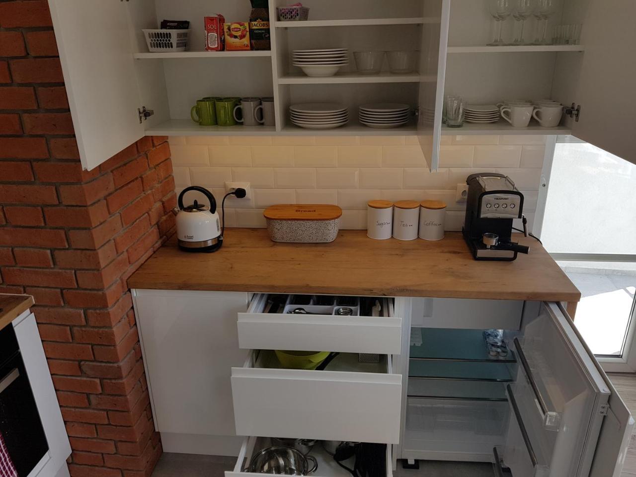 Pod Jasną Górą Apartament 23 Częstochowa Exterior foto